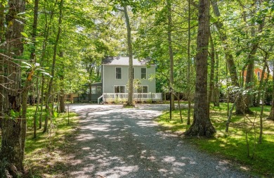 Beach Home For Sale in East Hampton, New York
