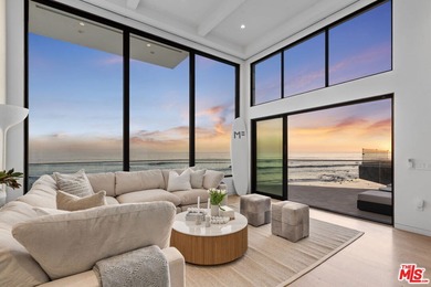 Beach Home For Sale in Malibu, California