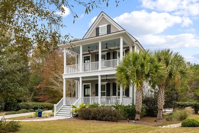 Beach Home For Sale in Mount Pleasant, South Carolina