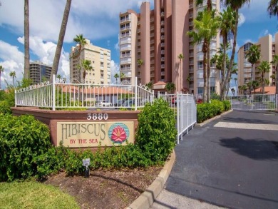 Beach Condo For Sale in Hutchinson Island, Florida