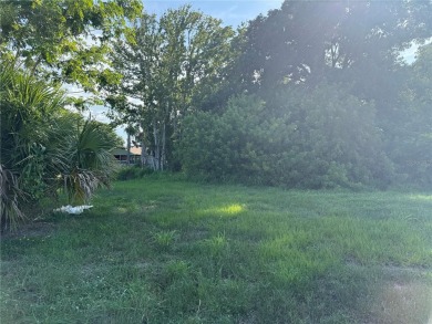 Beach Lot For Sale in Vero Beach, Florida