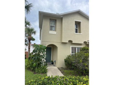 Beach Townhome/Townhouse For Sale in Clearwater, Florida