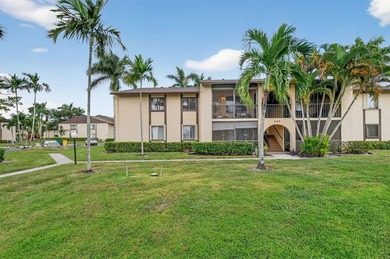 Beach Condo Active Under Contract in Greenacres, Florida