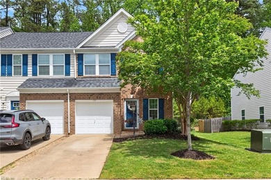 Beach Townhome/Townhouse For Sale in Yorktown, Virginia