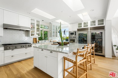 Beach Home For Sale in Malibu, California