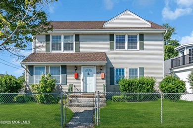 Beach Home For Sale in Union Beach, New Jersey