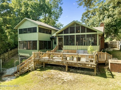 Beach Home For Sale in Hampstead, North Carolina
