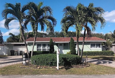 Beach Home For Sale in Lighthouse Point, Florida