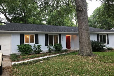 Beach Home For Sale in Charleston, South Carolina