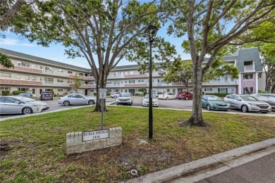 Beach Condo For Sale in Clearwater, Florida