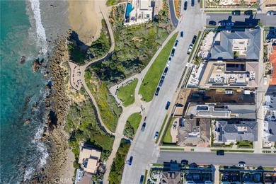 Beach Lot For Sale in Corona Del Mar, California