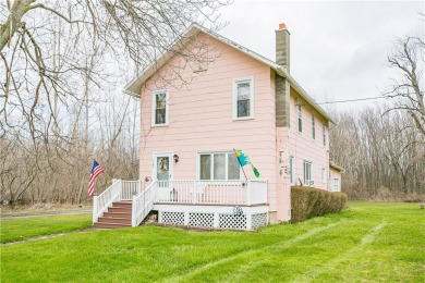 Beach Home For Sale in Waterport, New York
