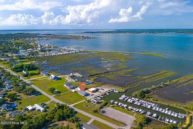 Beach Home For Sale in Harkers Island, North Carolina