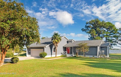 Beach Home For Sale in Bayboro, North Carolina