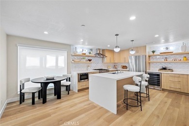 Beach Townhome/Townhouse For Sale in Dana Point, California