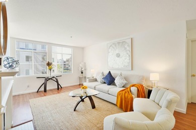 Beach Condo For Sale in Albany, California