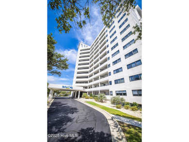 Beach Condo For Sale in Carolina Beach, North Carolina