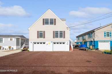 Beach Home For Sale in Tuckerton, New Jersey