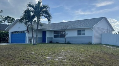 Beach Home For Sale in Fort Myers, Florida