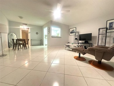 Beach Condo For Sale in Deerfield Beach, Florida