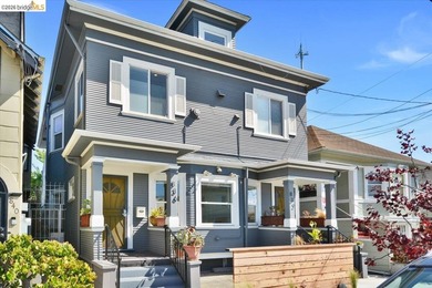 Beach Home For Sale in Oakland, California