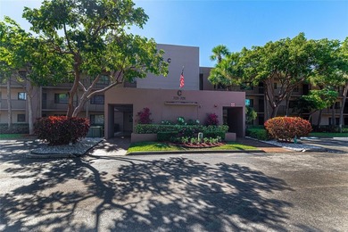 Beach Condo For Sale in Tamarac, Florida