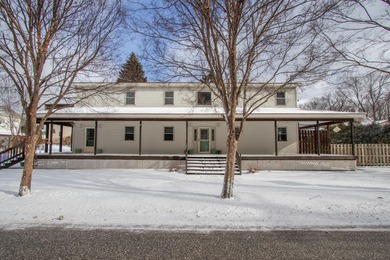 Beach Home For Sale in Michigan City, Indiana