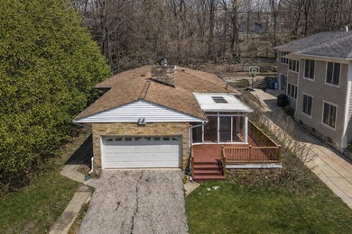 Beach Home For Sale in Long Beach, Indiana