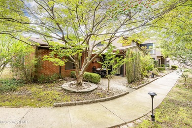 Beach Home For Sale in Red Bank, New Jersey