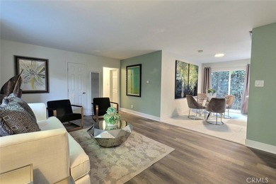 Beach Townhome/Townhouse For Sale in Venice, California