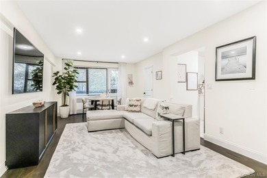 Beach Home For Sale in New Rochelle, New York