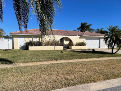 Beach Home For Sale in Holiday, Florida