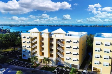 Beach Condo For Sale in Osprey, Florida