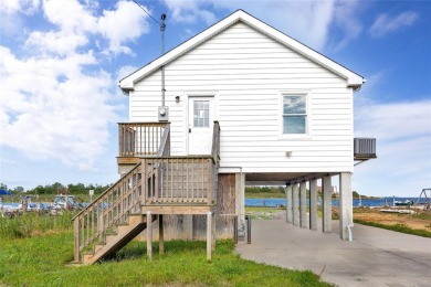 Beach Home Sale Pending in Lindenhurst, New York