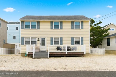Beach Townhome/Townhouse Sale Pending in Long Beach Island, New Jersey