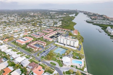 Beach Condo For Sale in Largo, Florida