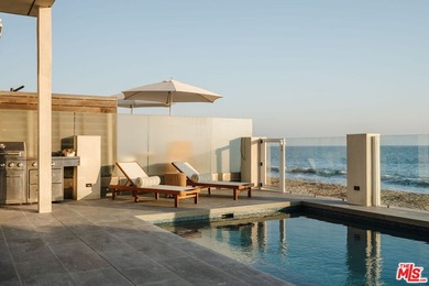 Beach Home For Sale in Malibu, California