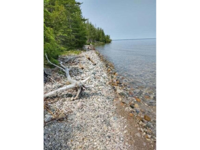 Beach Lot For Sale in Ocqueoc, Michigan