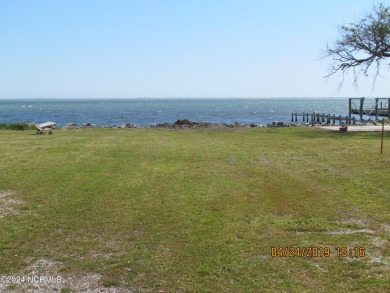 Beach Lot For Sale in Harkers Island, North Carolina