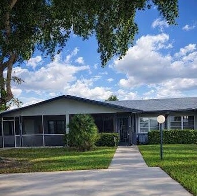 Beach Home For Sale in Delray Beach, Florida