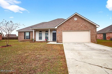 Beach Home Sale Pending in Ocean Springs, Mississippi