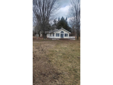 Beach Home Sale Pending in Harrisville, Michigan