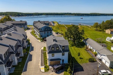 Beach Condo For Sale in Dover, New Hampshire