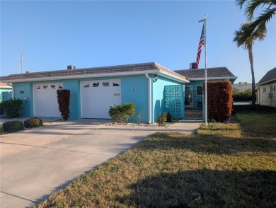 Beach Home For Sale in St. Petersburg, Florida