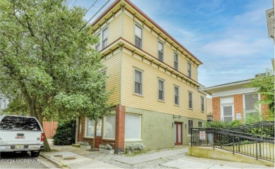 Beach Home For Sale in Ocean Grove, New Jersey