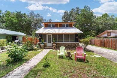 Beach Home For Sale in Yankeetown, Florida