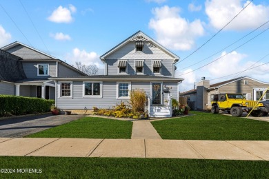 Beach Home For Sale in Point Pleasant, New Jersey