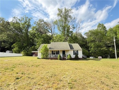 Beach Home For Sale in Suffolk, Virginia