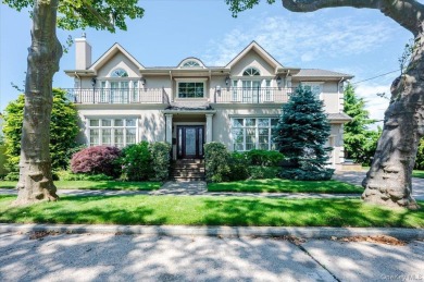 Beach Home For Sale in Atlantic Beach, New York