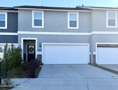 Beach Townhome/Townhouse For Sale in Middleburg, Florida